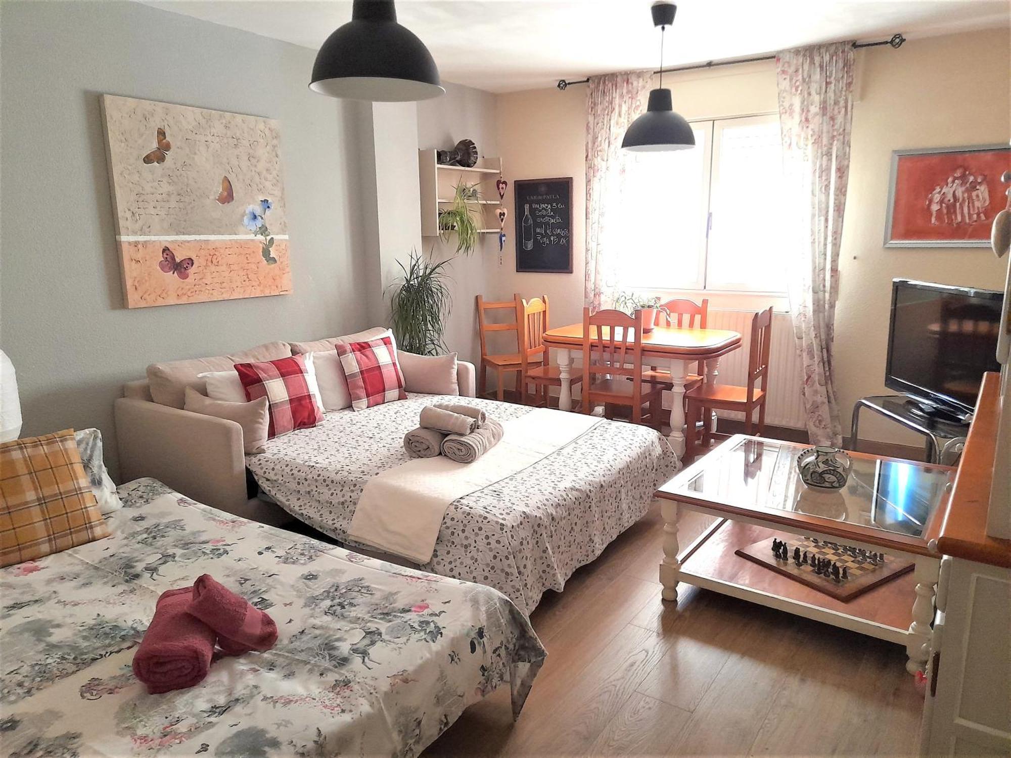 Logrocity Puerta Del Ebro Parking Privado Gratis Logrono Bagian luar foto